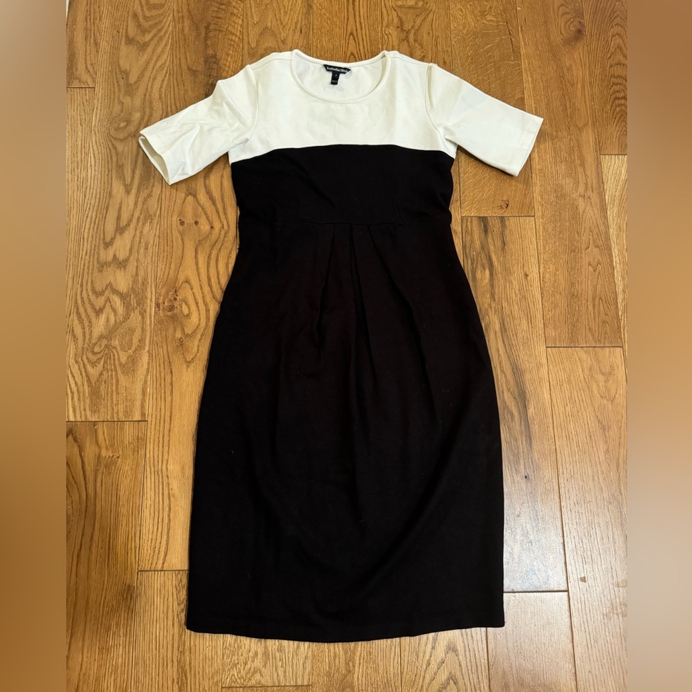 Black and White Maternity Pleated Sheath Dress